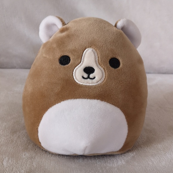 Greta brown bear Squishmallow 5 inches - Picture 1 of 4